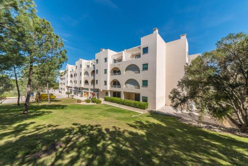  Apartment Salgados 36 in Albufeira