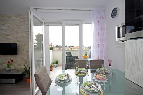  Studio Apartment Ivana, Unterkunft in Kaštela