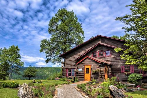 Garnet Hill Lodge