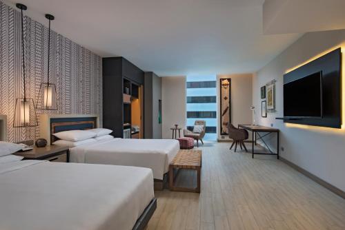 2 double beds