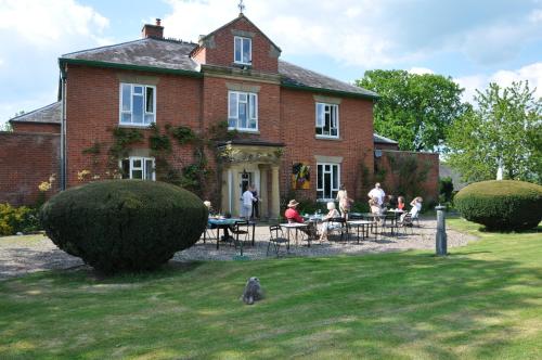 Mid Wales Arts B&B, Powys