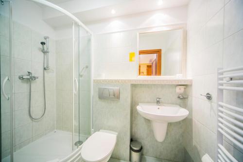 Hotel Opera - image 8