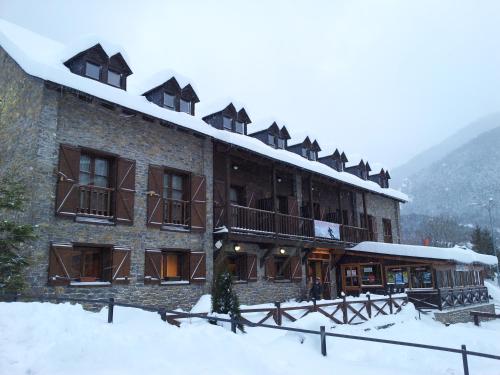 Alberg Les Daines - Accommodation - Espot