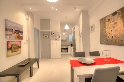 Cosy apartment in Glyfada center, Atény (fotografie 7)