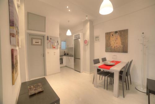 Cosy apartment in Glyfada center, Atény (fotografie 8)