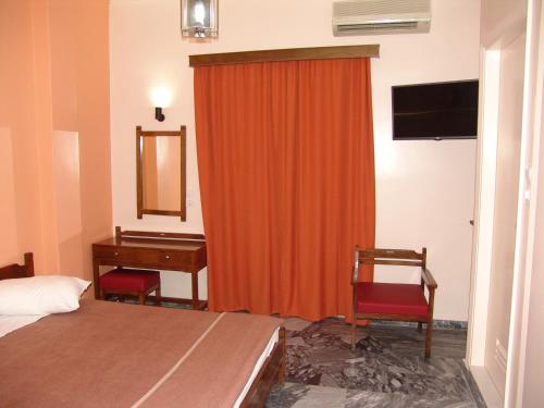 Hotel Cosmos - image 2