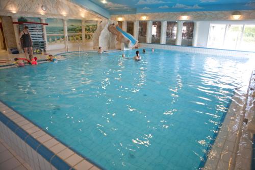 Swimming pool, Vakantiepark De Boshoek in Voorthuizen