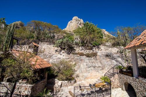 136757541 Hotel de Piedra