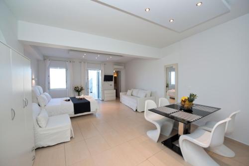 Zannis Hotel - image 8