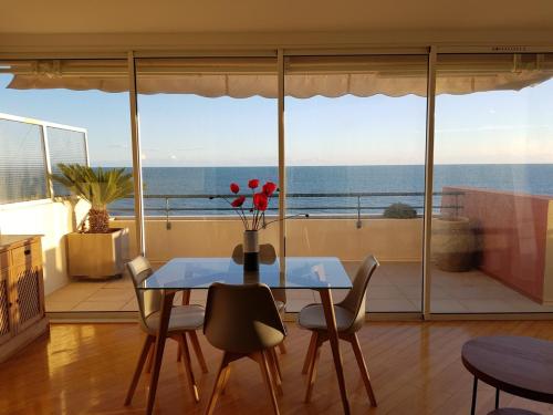 . SETE face à la mer,appartement de standing avec garage
