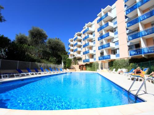 Inter Hotel Les Agapanthes De Lesterel In France - 