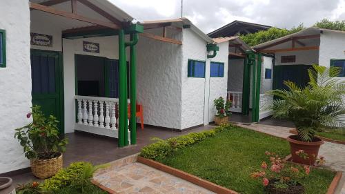 Iekārtas, Villa Apolonia in Guaduas