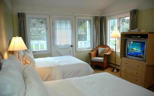 Outlook Inn on Orcas Island Eastsound (WA)