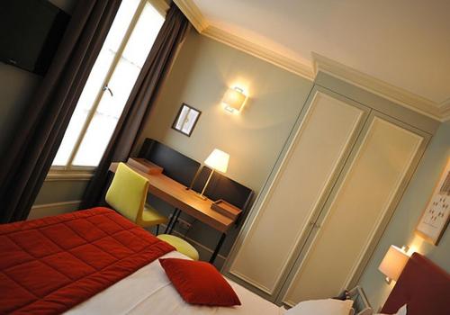 Hotel de L'Universite - image 11