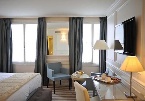 Hotel de L'Universite - image 8
