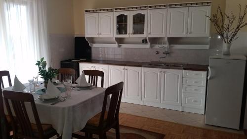  Apartment Luca in Galovac