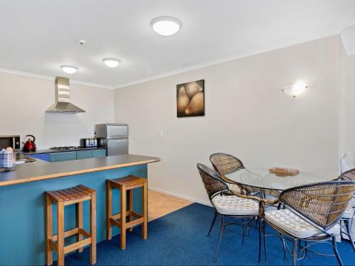 Boatshed Motel Apartments in Tauranga