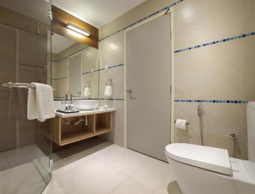 room detail thumbnail 2
