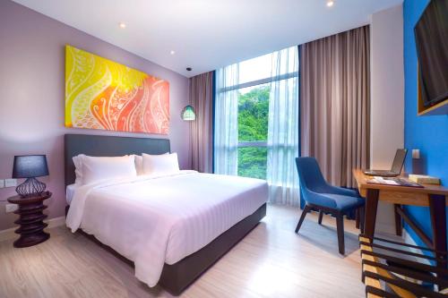room detail thumbnail 1