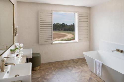 The William Inglis Mgallery By Sofitel Hotel Chipping Norton - 