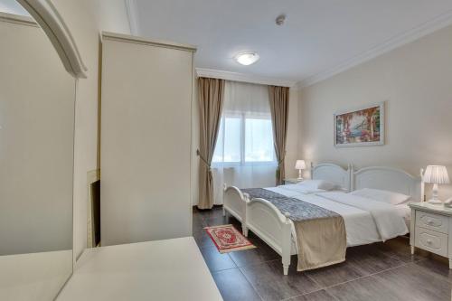 Royal Hotel Royal Hotel