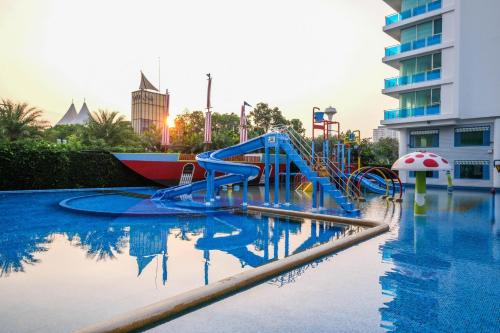 Swimming pool, F304 My Resort Hua Hin in Nong Phlap