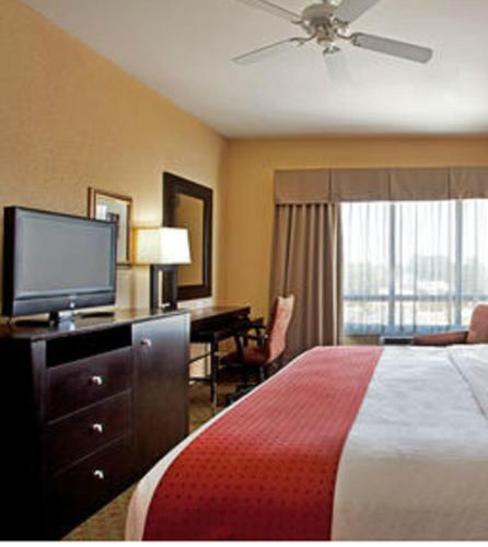 Holiday Inn Houma, an IHG Hotel