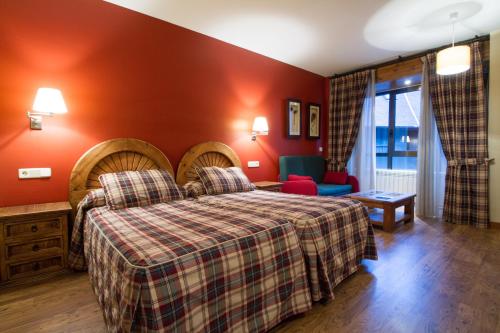 1 double bed, 1 sofa bed