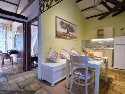 Apartment in Corfu near the Sea, Liapades (Foto 2)