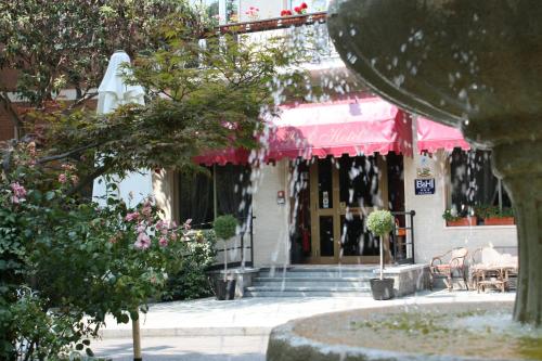 hotel photo