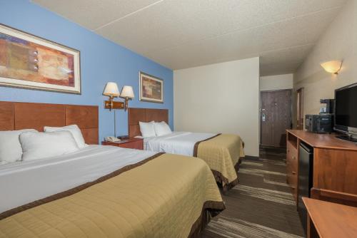 Ramada by Wyndham Fargo