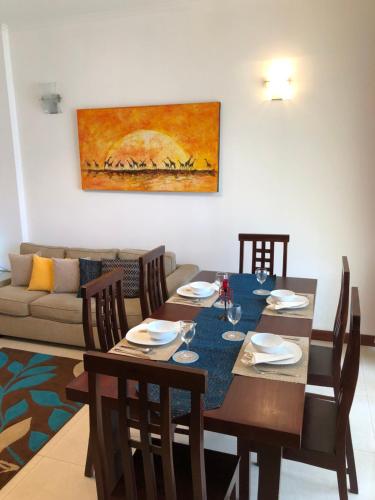 Facilities, Hedges Court Residencies 2 Bed Room with En- suite baths 103 sqm spacious Apartment in Maradana