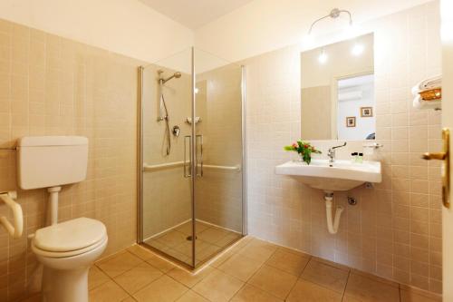Hotel Villa Smeraldo - image 2