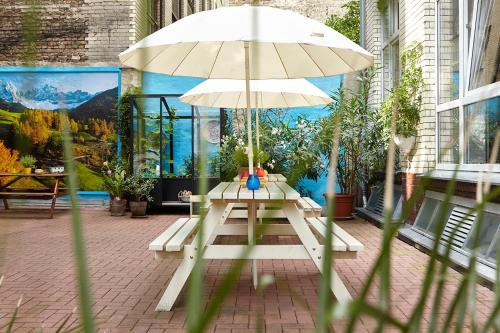 Garden, Huttenpalast near Turkish Market