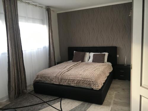 Hotel Mervil Airport hotel Servins