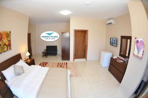 Murex Plaza Hotel & Suites - image 3