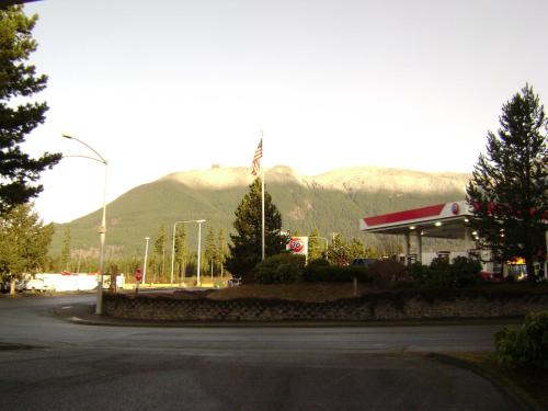 Edgewick Inn - Accommodation - North Bend