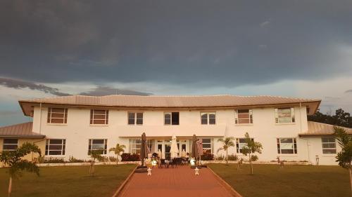 入口, Kernow - Minimum age 18 in 查特斯堡