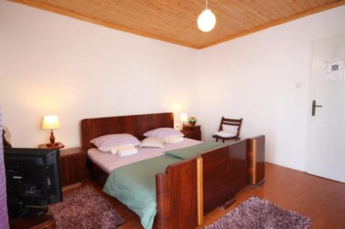 Seaside holiday house Lucica Lastovo - 8348 - image 5