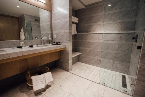 The Preston House and Hotel in Riverhead, USA