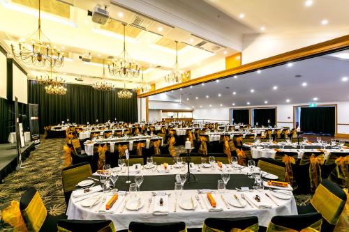 Banketų salė, Plymouth International in Naujasis Pleimautas