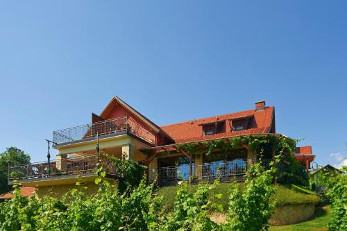 Tourism Tompa - Accommodation - Ljutomer