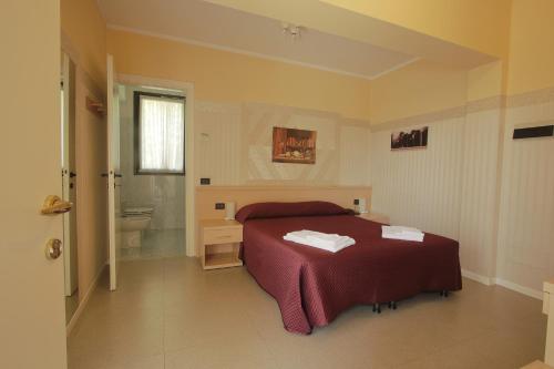 1 queen bed