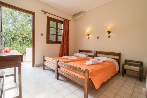 Ampavris Family Apartments - image 10