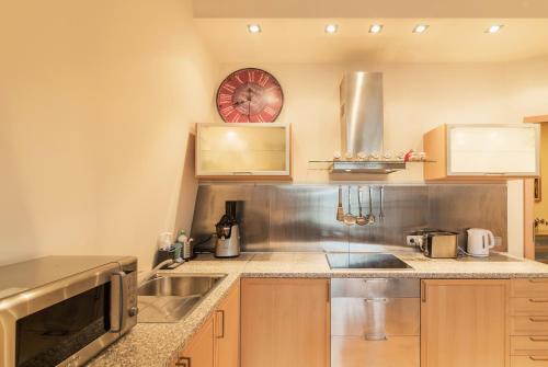 Gracja Apartment - image 11