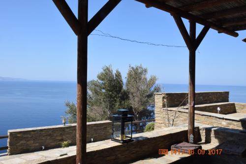Sunrise Stone Residence, Ándros (Foto 10)