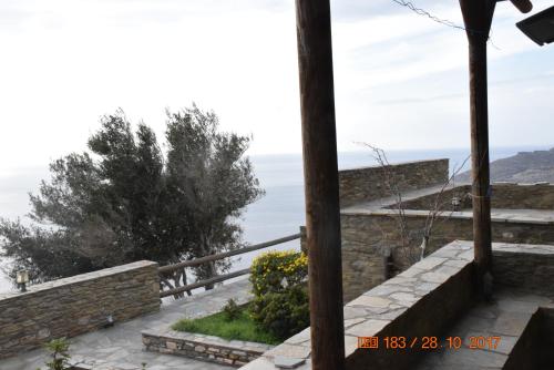 Sunrise Stone Residence, Ándros (Foto 9)