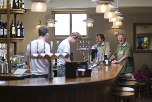 The White Hart - image 11
