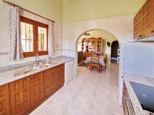 Villa Salinas - image 2