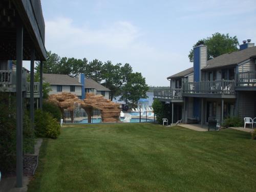 Caribbean Club Resort 4